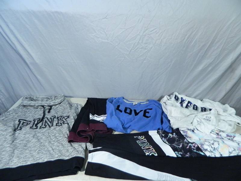lot 187 image: Victorias Secret Clothing