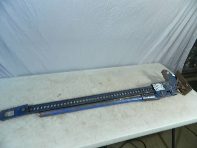 lot 204 image: Hi Lift Jack