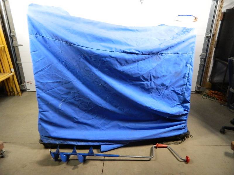 lot 6 image: Clam 4600 Ice Fishing House and Auger