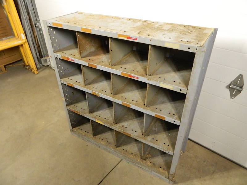 lot 220 image: 16 Bin Steel Organizer