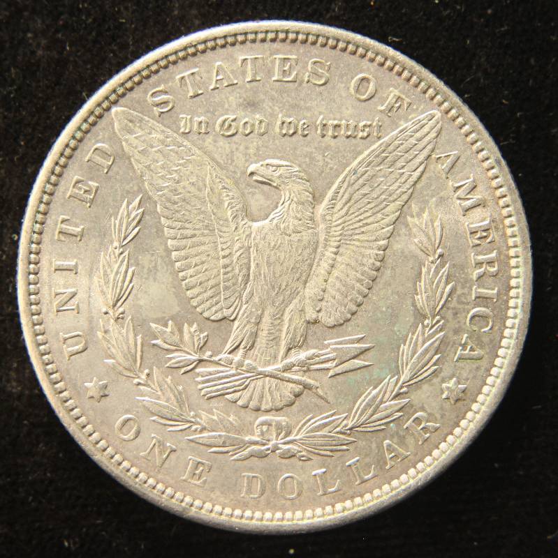 1900 MORGAN SILVER DOLLAR AU