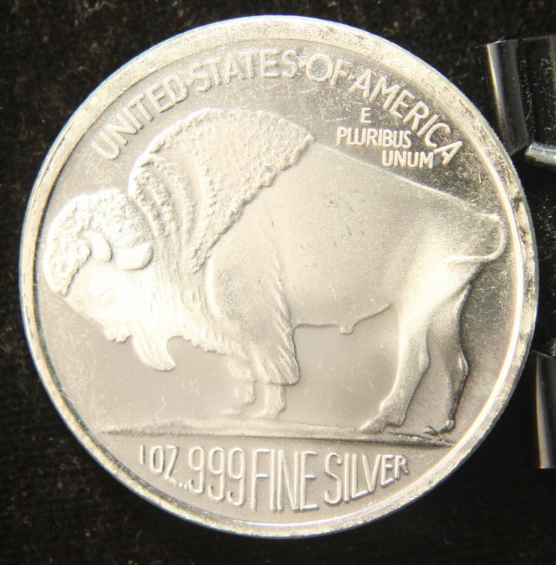 1 TROY OZ. .999 FINE SILVER INDIAN BUFFALO ROUND