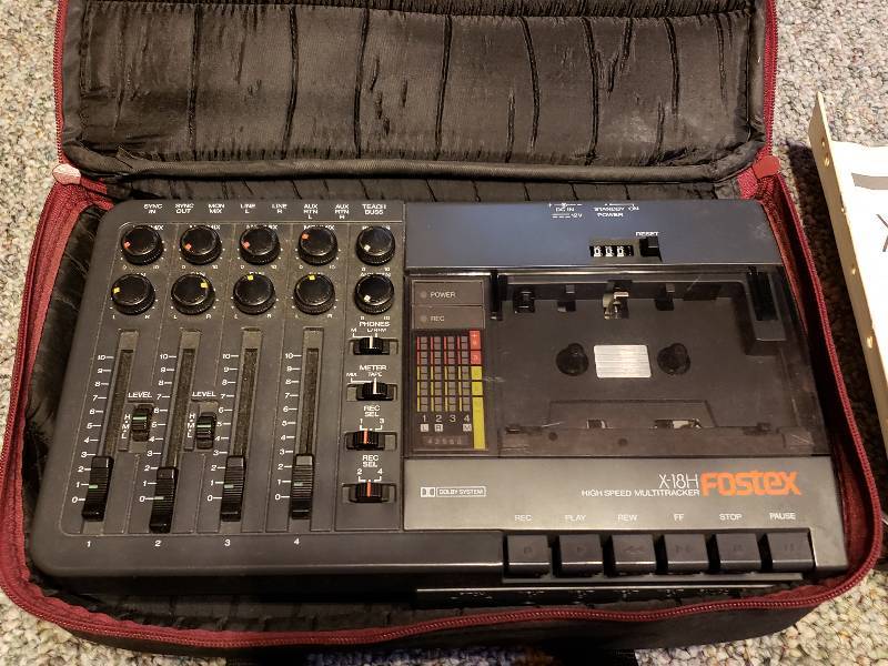 lot 11 image: Fostex X-18H Hi Speed Multitacker