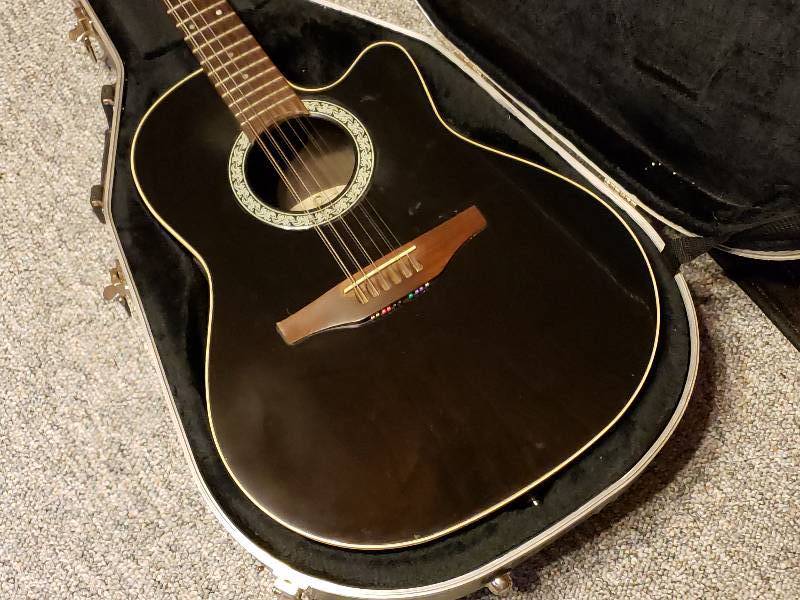 lot 12 image: Ovation Electric 12-String Acoustic Guitar