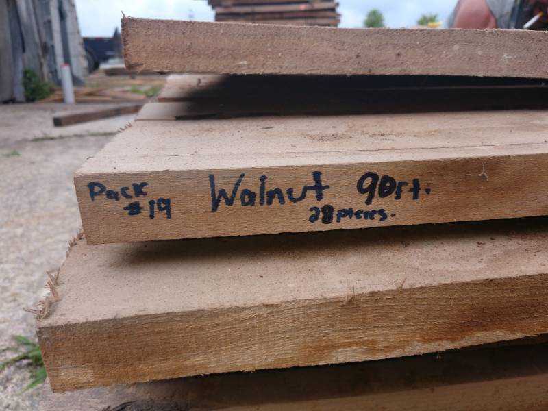 Walnut Boards 1 inch Thick x Various widths