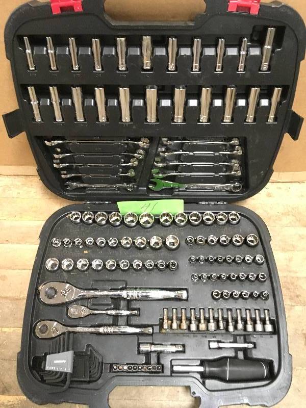 Husky Mechanics Tool Set (134-Piece) used in working condition