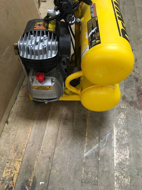 Dewalt 4 Gal. Portable Electric Air Compressor in like new condition