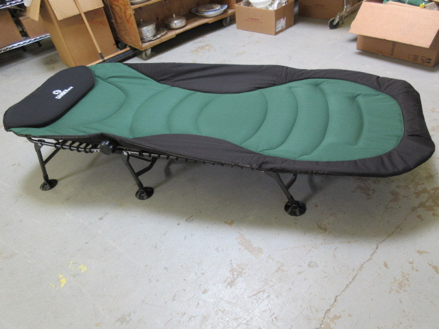 lot 509 image: CAMPING FOLDING COT