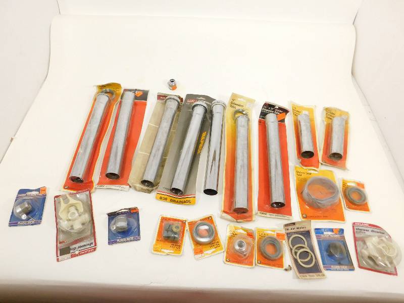 lot 53 image: &nbspPlumbing Items