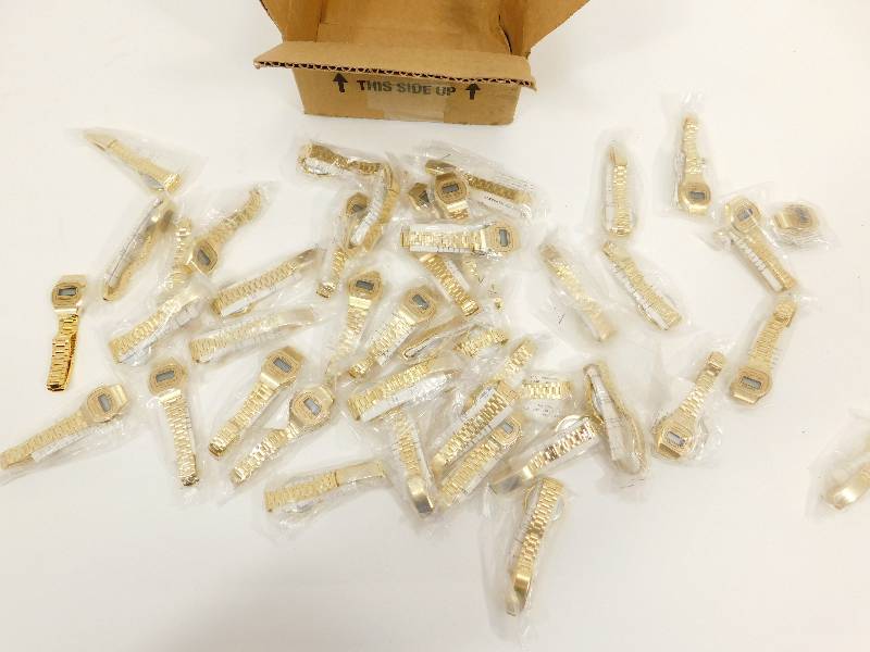lot 66 image: Womens Wrist Watches