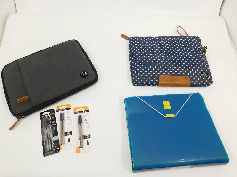 lot 71 image: Office Supply Items