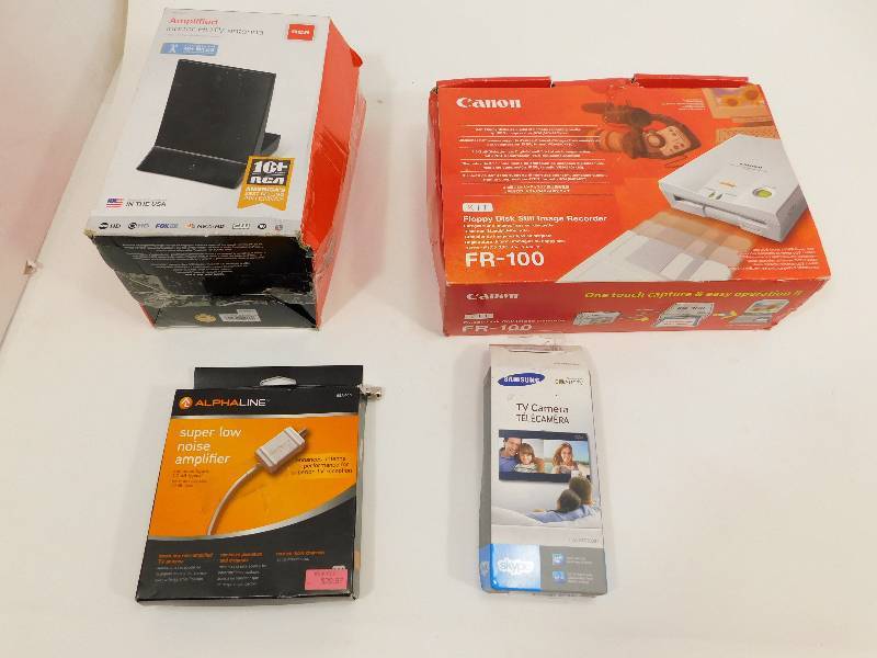 lot 90 image: Office Supplies