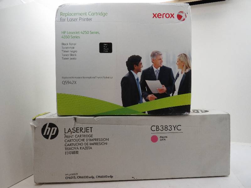 lot 23 image: LOT OF 2 INK TONERS XEROX AND AN HP TONER