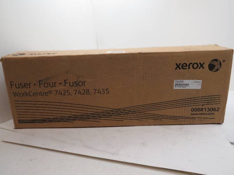 lot 32 image: XEROX TONER 008RR13062