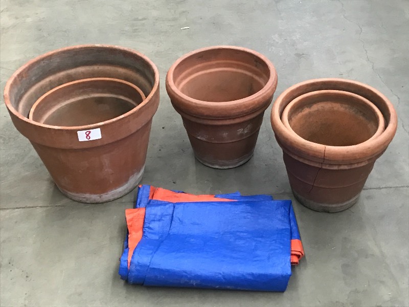 lot 8 image: Lot Of Assorted Flower Pots & Poly ...