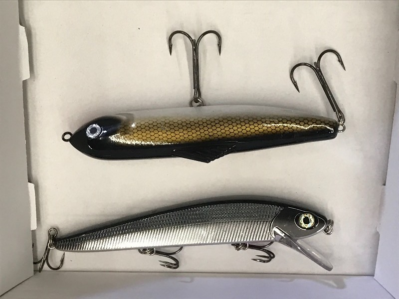 lot 24 image: Lot Of (2) 8 Muskie Lures ...