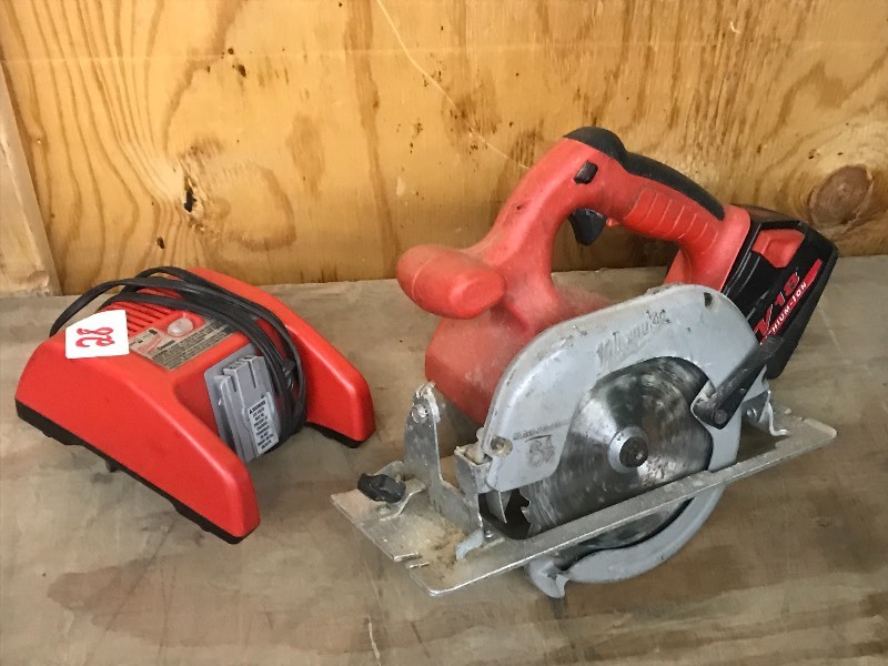 lot 28 image: Milwaukee 18Volt Circular Saw