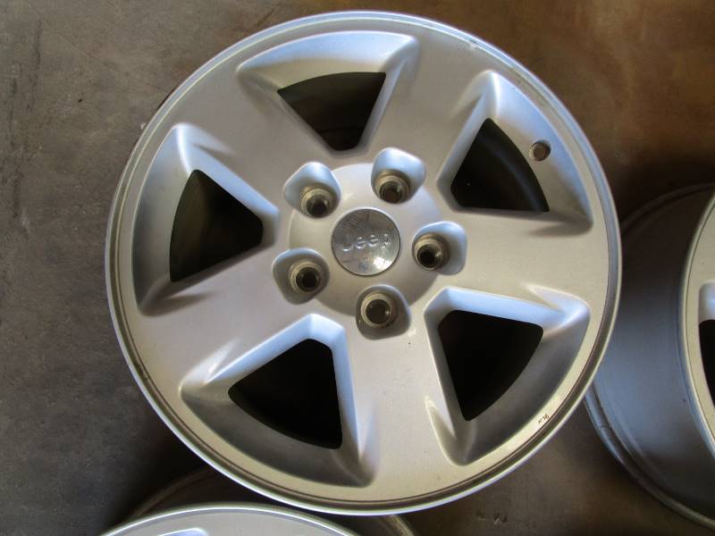 18 Jeep Wheels