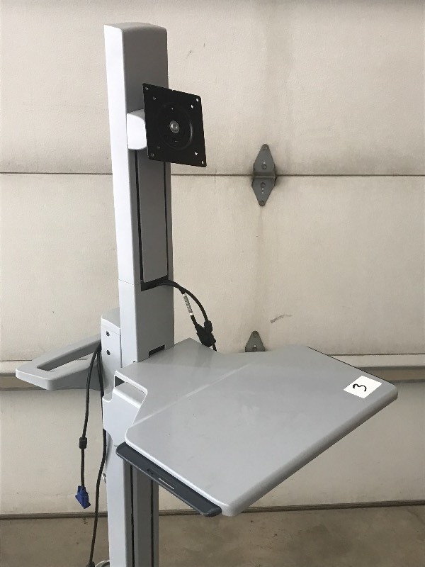 Rolling Computer Station   Medical Equipment Station