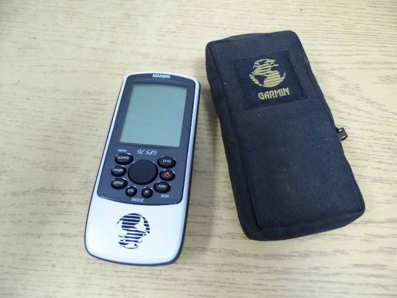 lot 36 image: Garmin