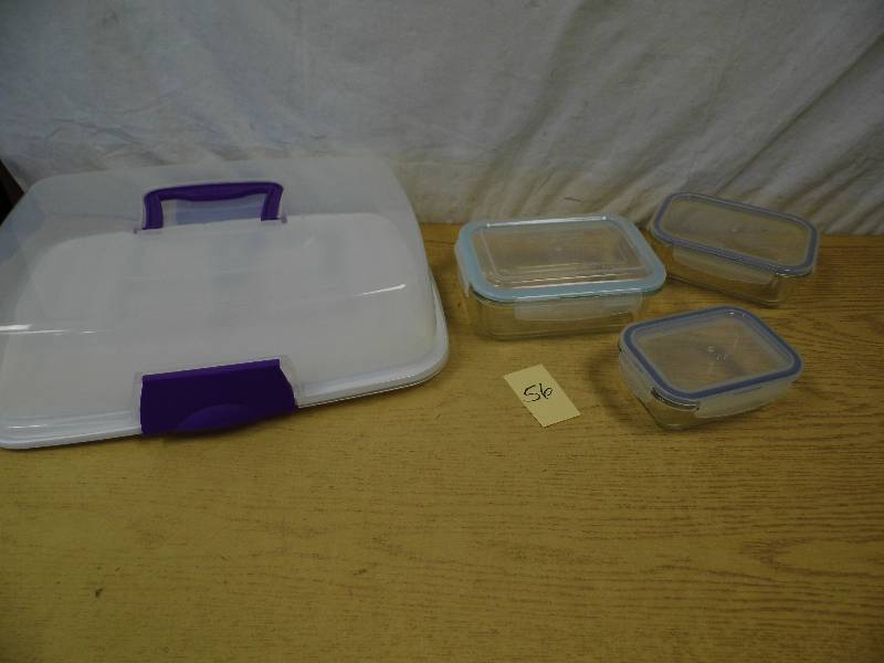 lot 56 image: Travel  Containers - Glass Containers