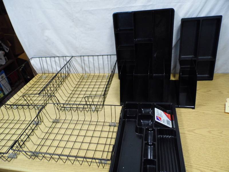 lot 80 image: Office Supplies