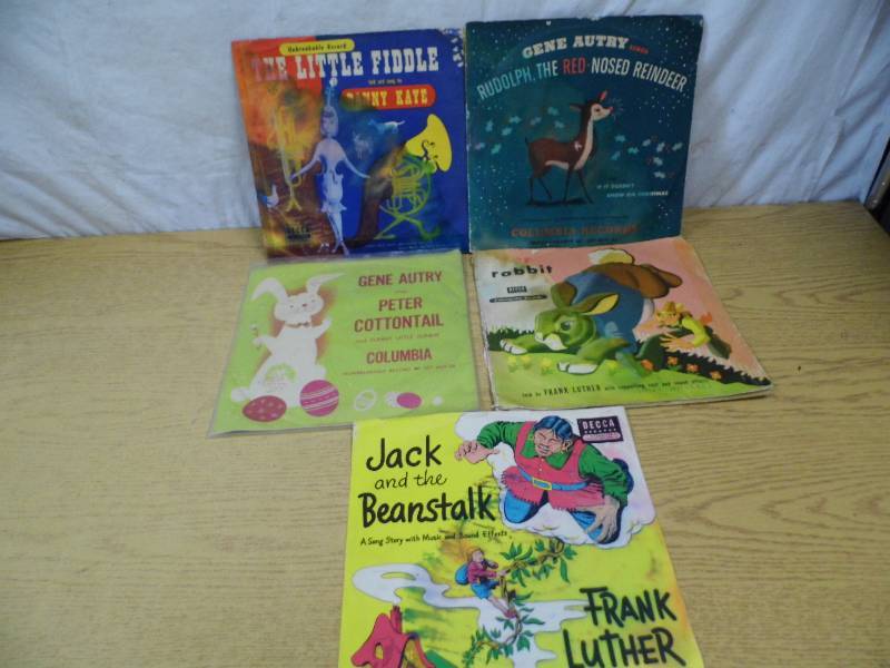 lot 125 image: Vintage Albums