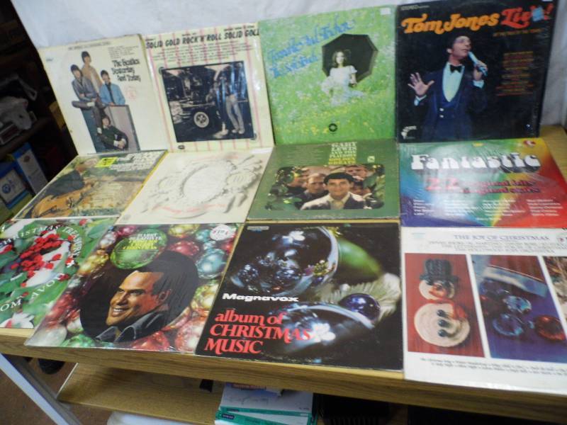 lot 129 image: Albums