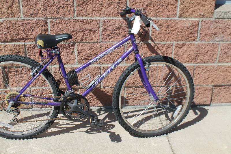 lot 19 image: Pacific Bran Bicycle Model Cypress 26 Tire Size
