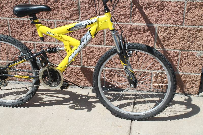 lot 27 image: MAGNA Brand Bicycle Model Excitor 2 X Dual Suspension 24 Tire Size