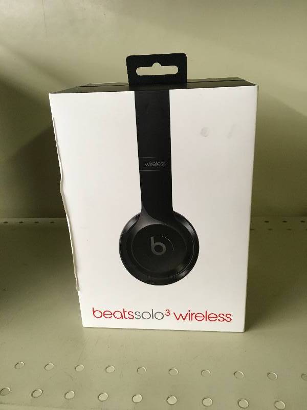 Beats Solo3 Wireless, Retail $199.99