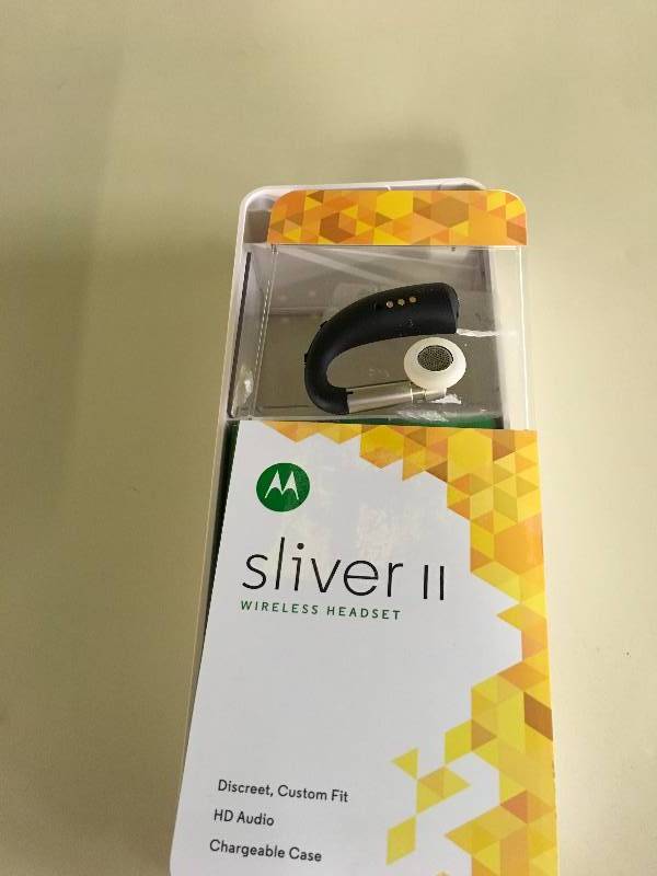 Motorola Silver II Wireless Headset, Retail $69.95