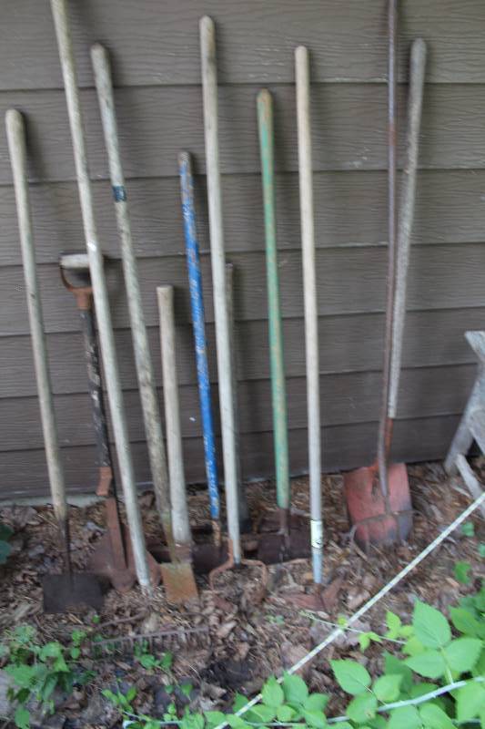 Ice Picks, Rake, Shovel, Spade, Misc Yard Tools