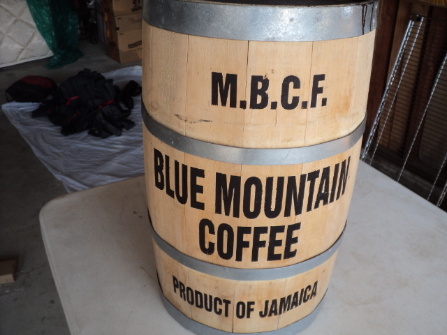 lot 10 image: Blue Mountain wood barrel dcor - ...