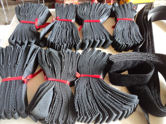 lot 43 image: straps -some with Velcro...
