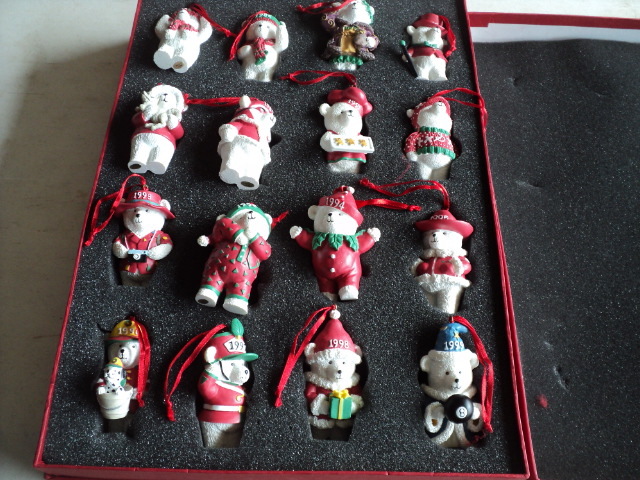 lot 76 image: Santa Bear ornament...