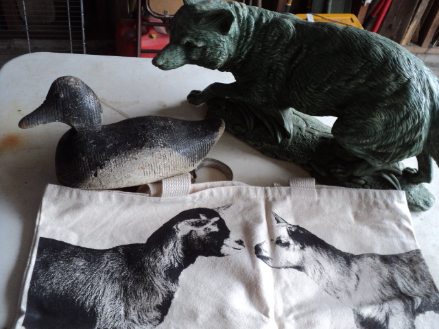 lot 79 image: Duck - for dcor and bag...