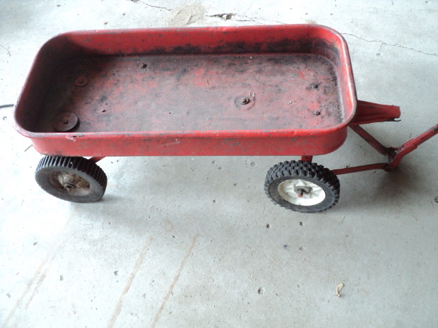 lot 80 image: metal wagon - needs welding or woul...