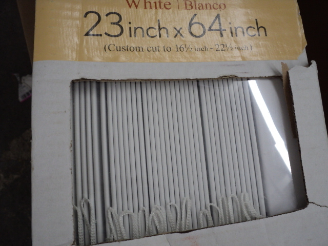lot 95 image: 3 blinds 23 x 64...