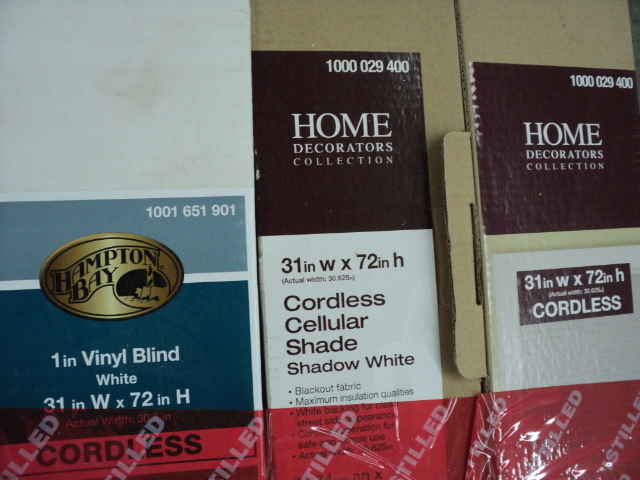 lot 102 image: 6 blinds 31 x 72...