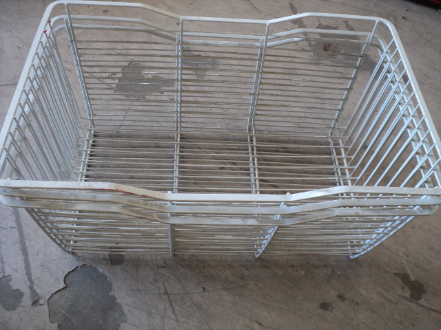 lot 125 image: 3 Closet-Maid 10 deep wire drawers...