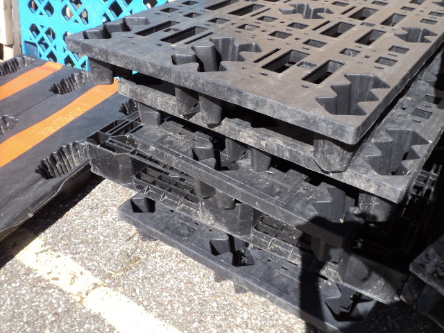 lot 136 image: stack of plastic pallets...