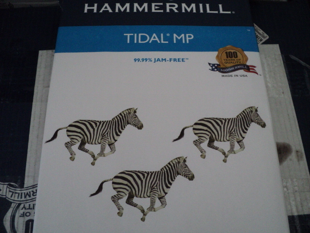 lot 149 image: Hammermill 5000 sheets of 8.5 x 14 ...