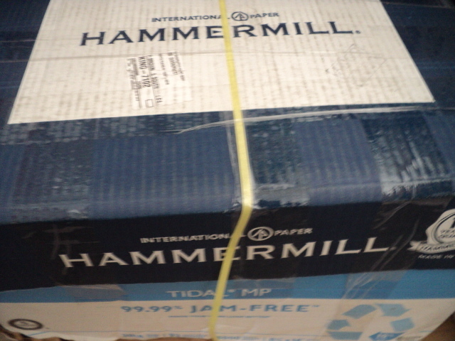 lot 150 image: Hammermill 5000 sheets of 8.5 x 14 ...