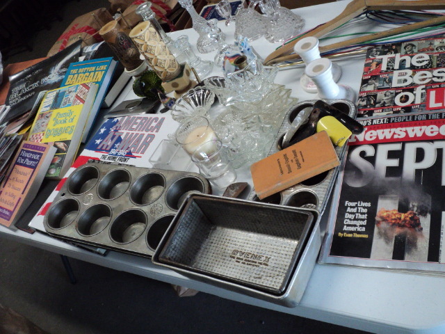 lot 171 image: miscellaneous vintage lot...