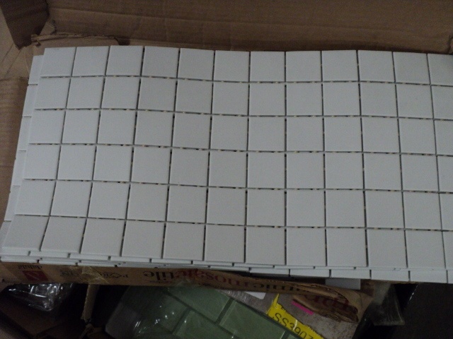 lot 199 image: ceramic mosaic tile 12 x  24 12 p...
