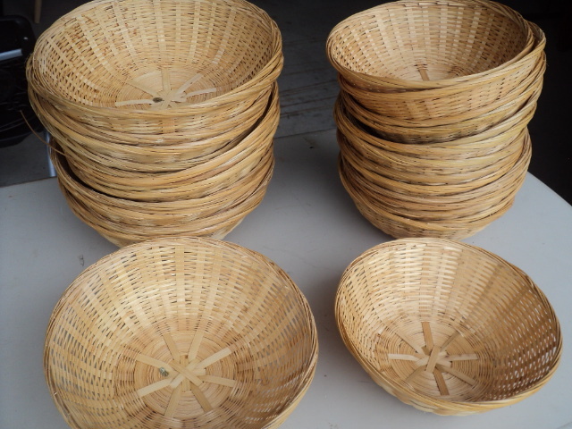lot 225 image: 30 baskets, 15 9 and 15 10...