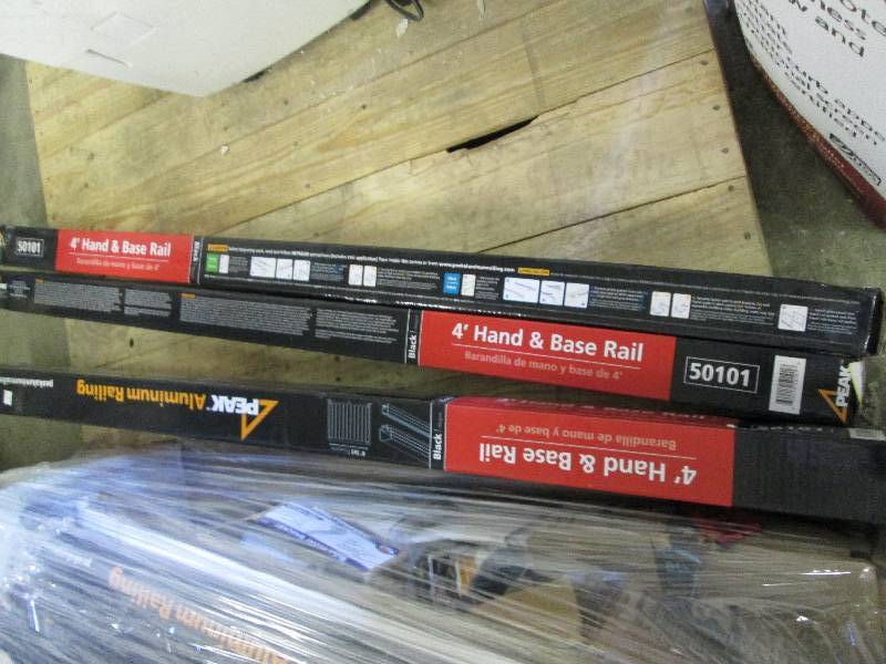 Lot of 4 Peak Aluminum Railing  4 f...