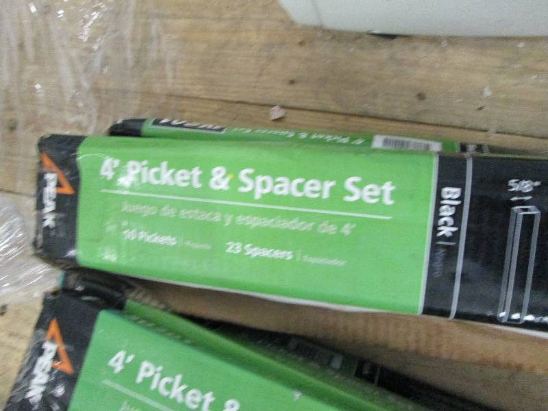 Lot of 4 Peak Aluminum Railing  4 f...