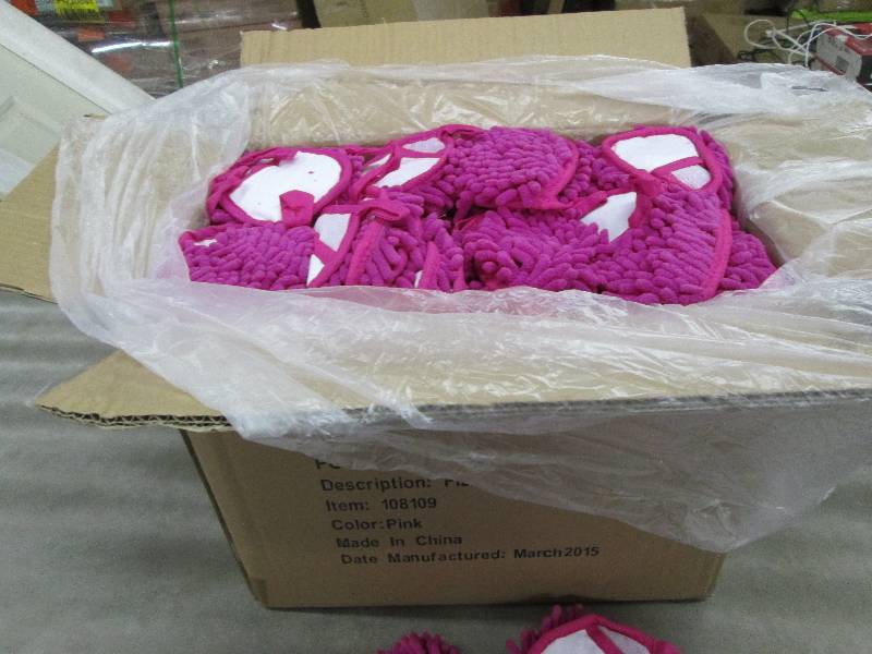 Case of 200 Pink Fizzy Fuzzy Duster...